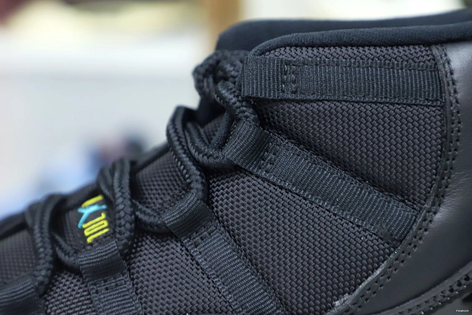 11 JORDAN BLUE RETRO AIR GAMMA 0223